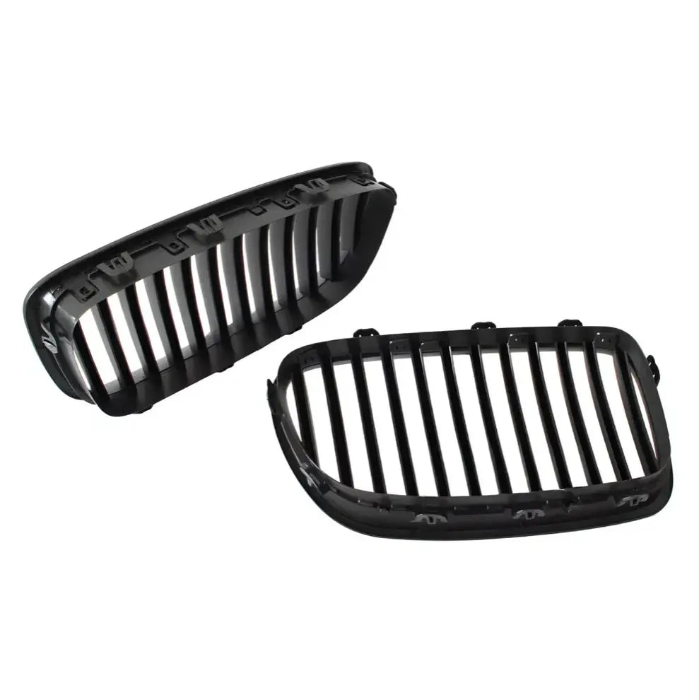 BMW F10 F11 viengubos grotelės (09-17), matinės juodos