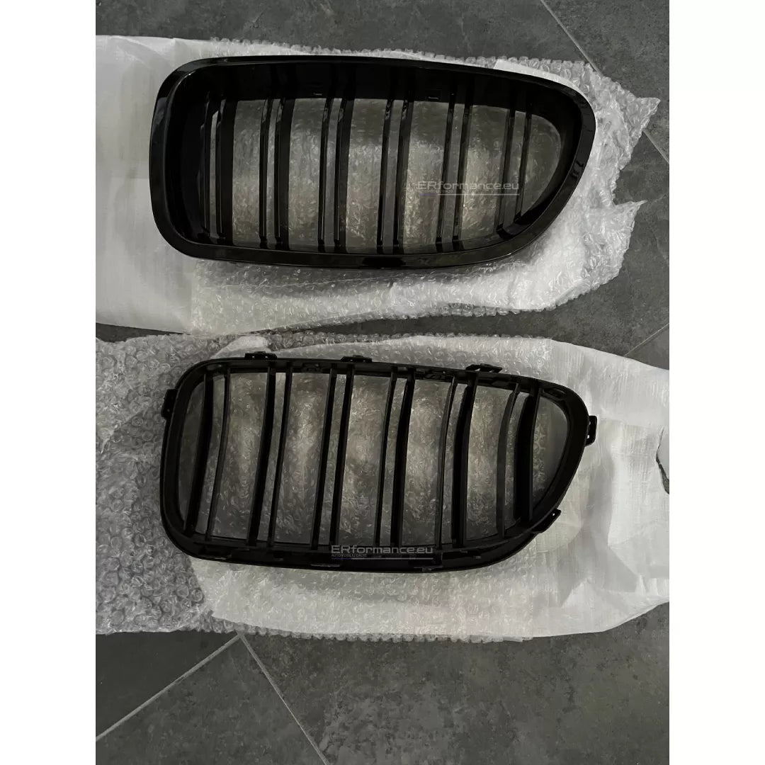 BMW F10 F11 dvigubos grotelės blizgios juodas (gražintos).
