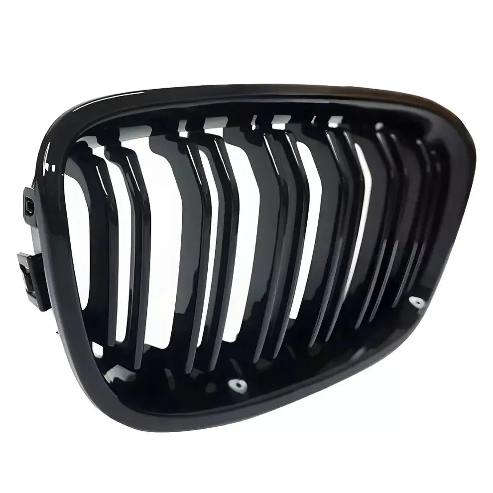 BMW F20 F21 Dvigubos grotelės PRE LCI (11-15), blizgios juodos