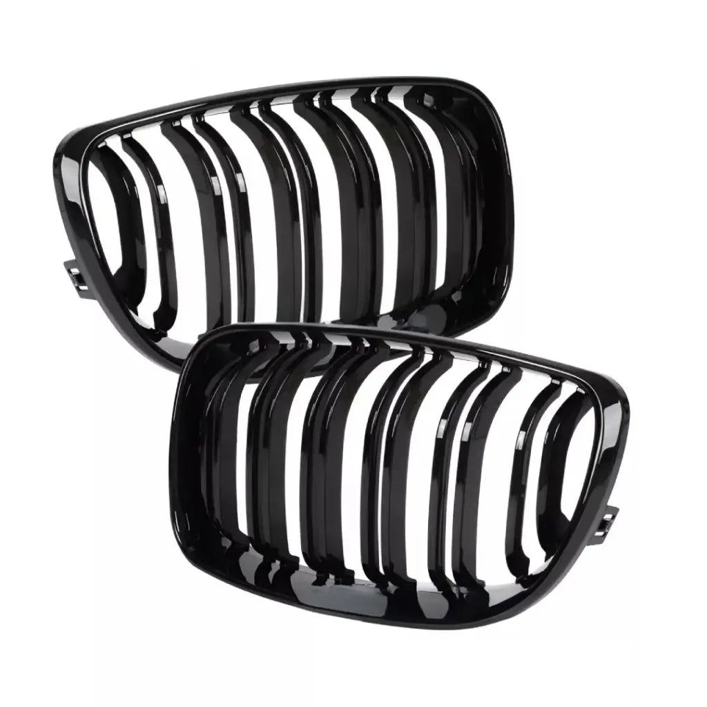 BMW E87 E88 E81 E82 dvigubos grotelės LCI (07-11), blizgios juodos