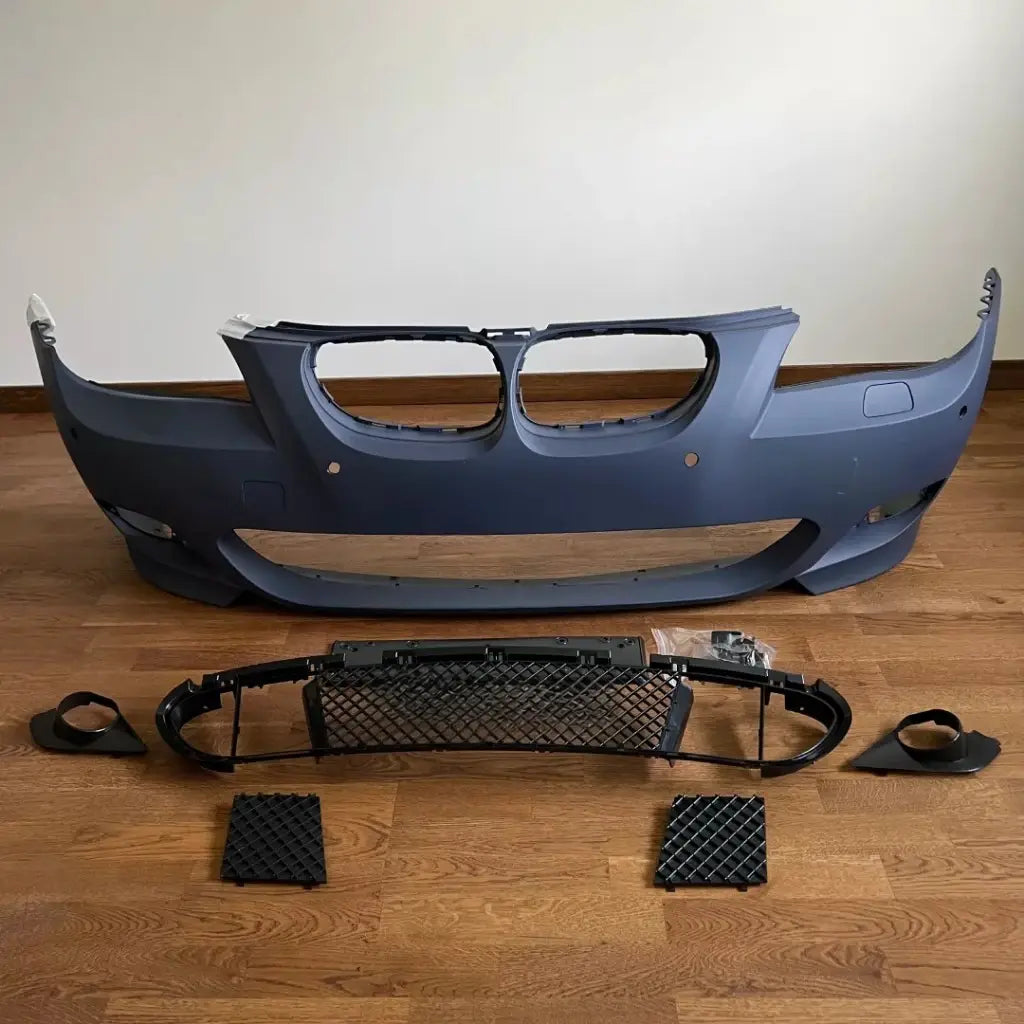BMW E60 E61 M Tech priekinis bamperis (03-07), su PDC