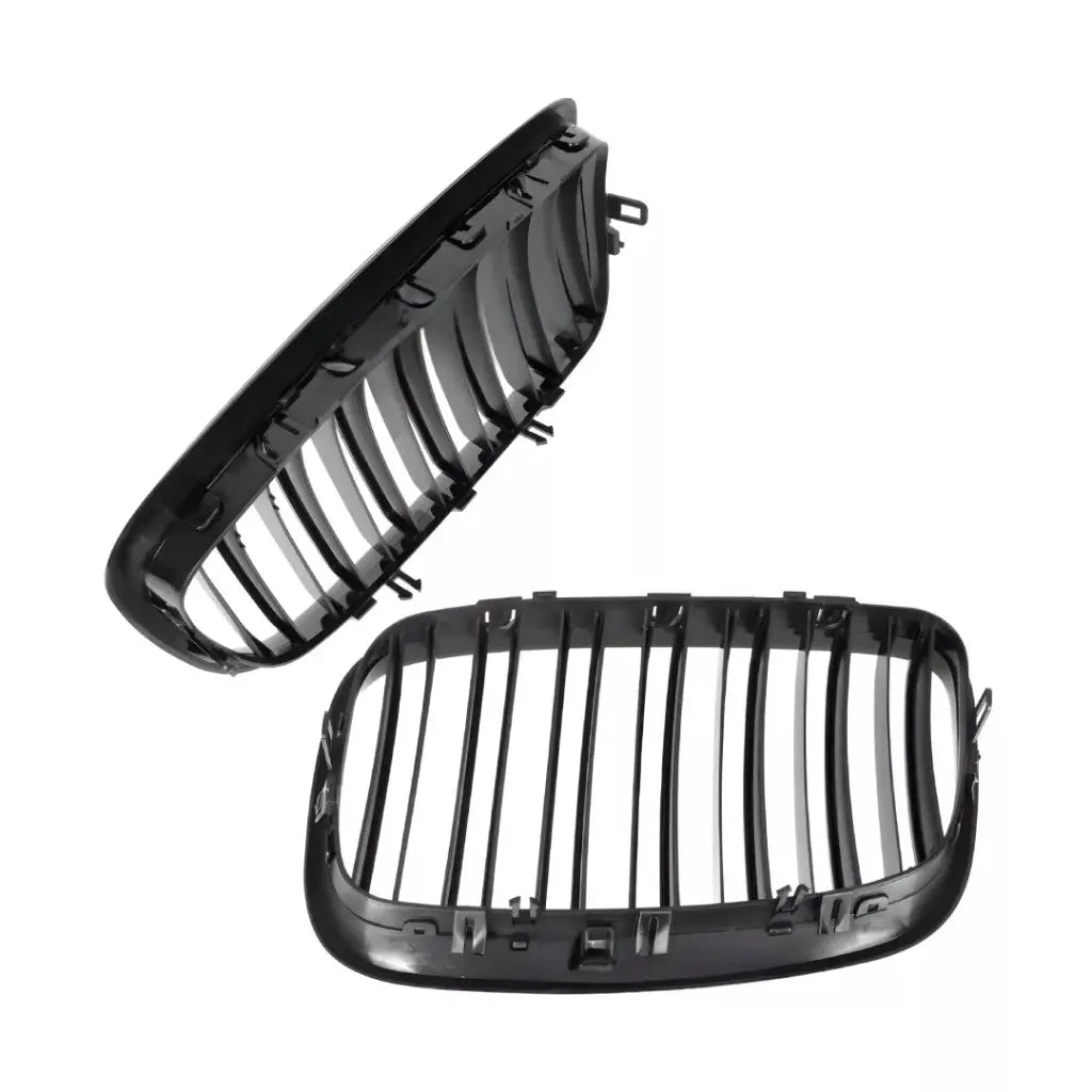BMW E70 E71 dvigubos grotelės, blizgios juodos