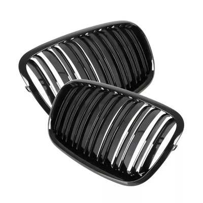 BMW E70 E71 dvigubos grotelės, blizgios juodos