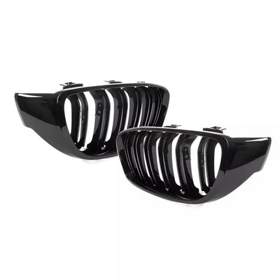 BMW F32 F33 F36 dvigubos grotelės, blizgios juodos