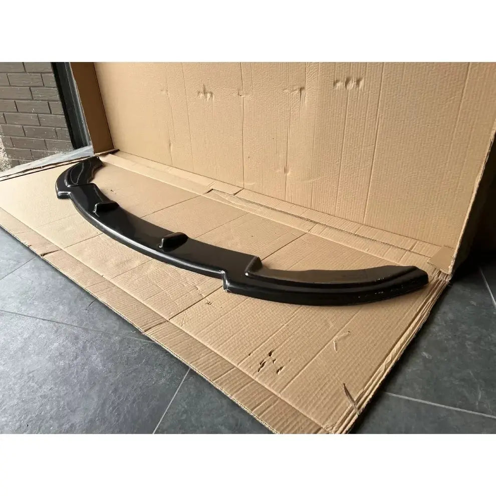 BMW E46 M-Tech 2 priekinio bamperio lipas, blizgus juodas