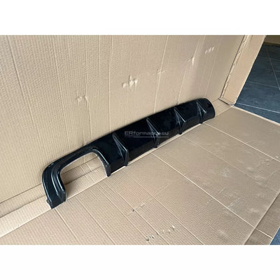 BMW E39 difuzorius viengubas, blizgus juodas