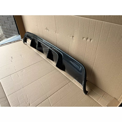 BMW E60 E61 difuzorius viengubas, blizgus juodas