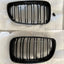 BMW E87 E88 E81 E82 LCI dvigubos grotelės su defektu, blizgios