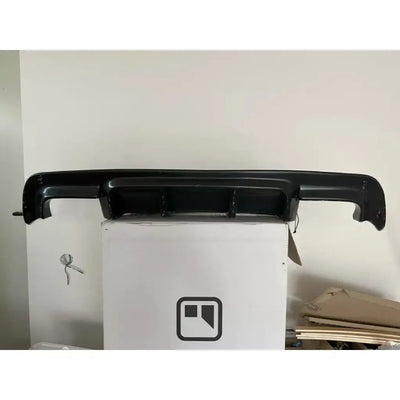 BMW E60 E61 difuzorius dvigubas, blizgus juodas