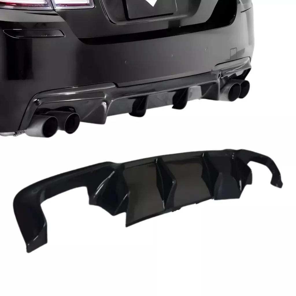 BMW F10 F11 dvigubas difuzorius, blizgus juodas