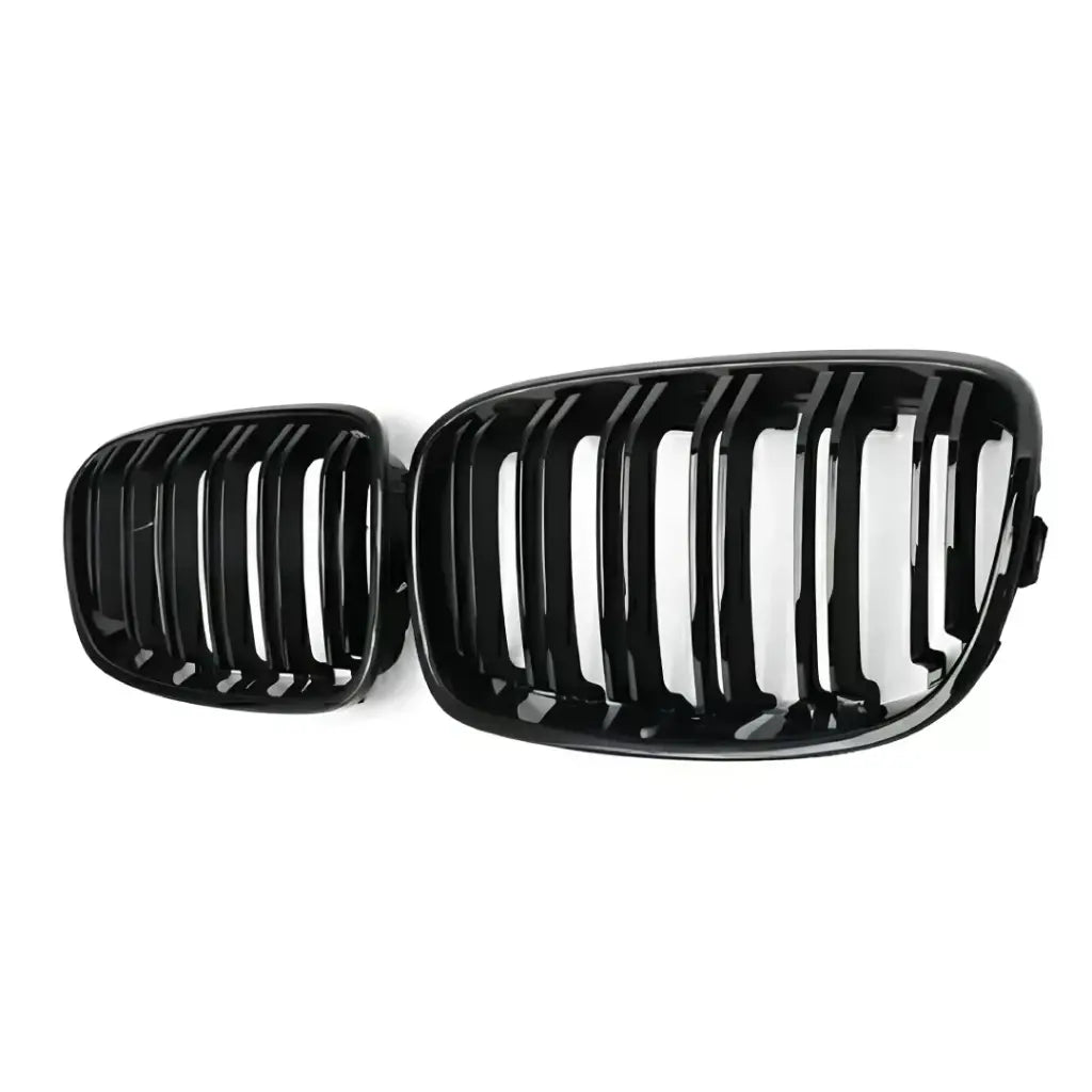 BMW F20 F21 Dvigubos grotelės PRE LCI (11-15), blizgios juodos