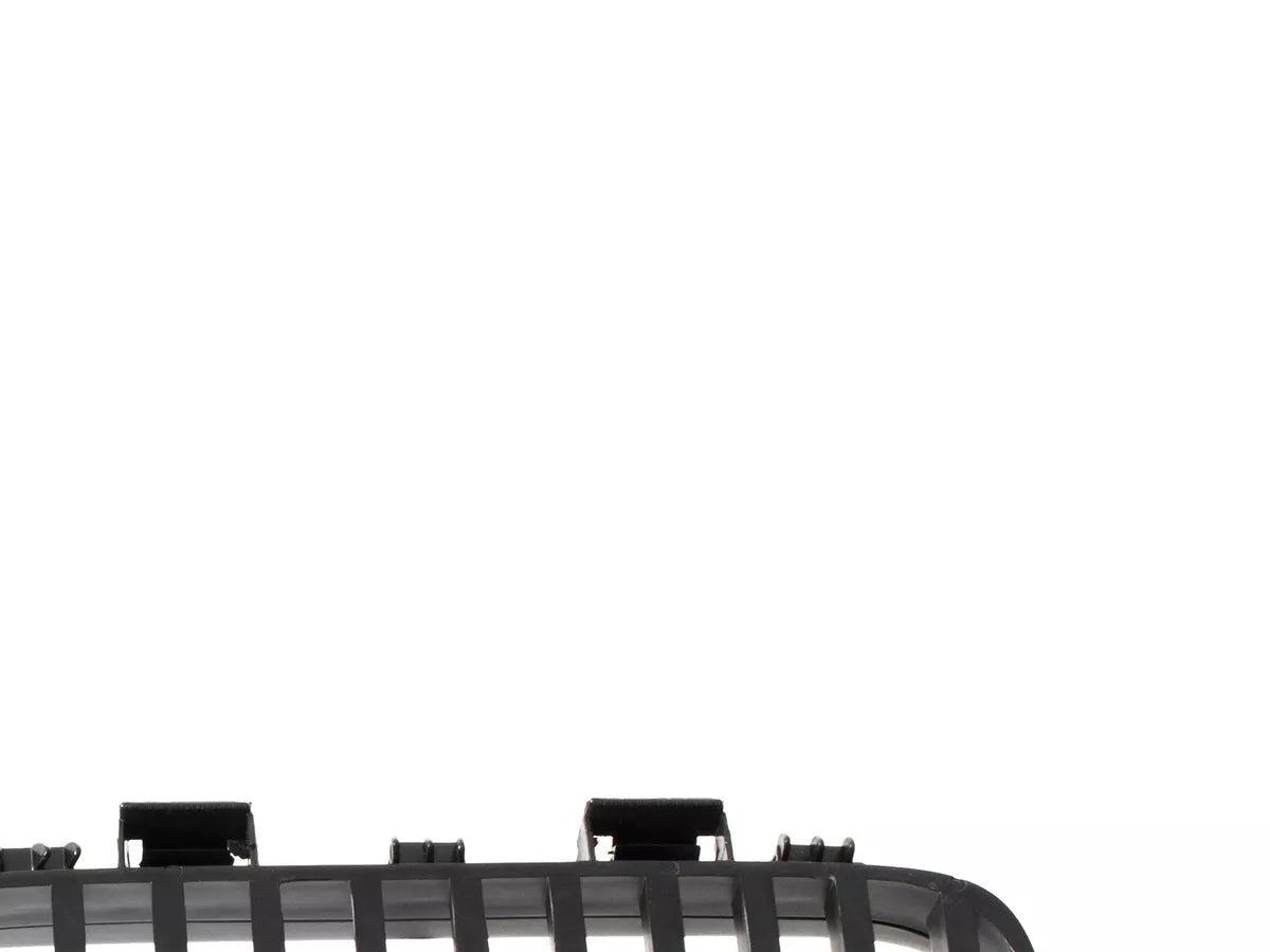 BMW 3 E36 90-96 grotelių tarp žibintų (kairė ir dešinė) komplektas JUODOS spalvos