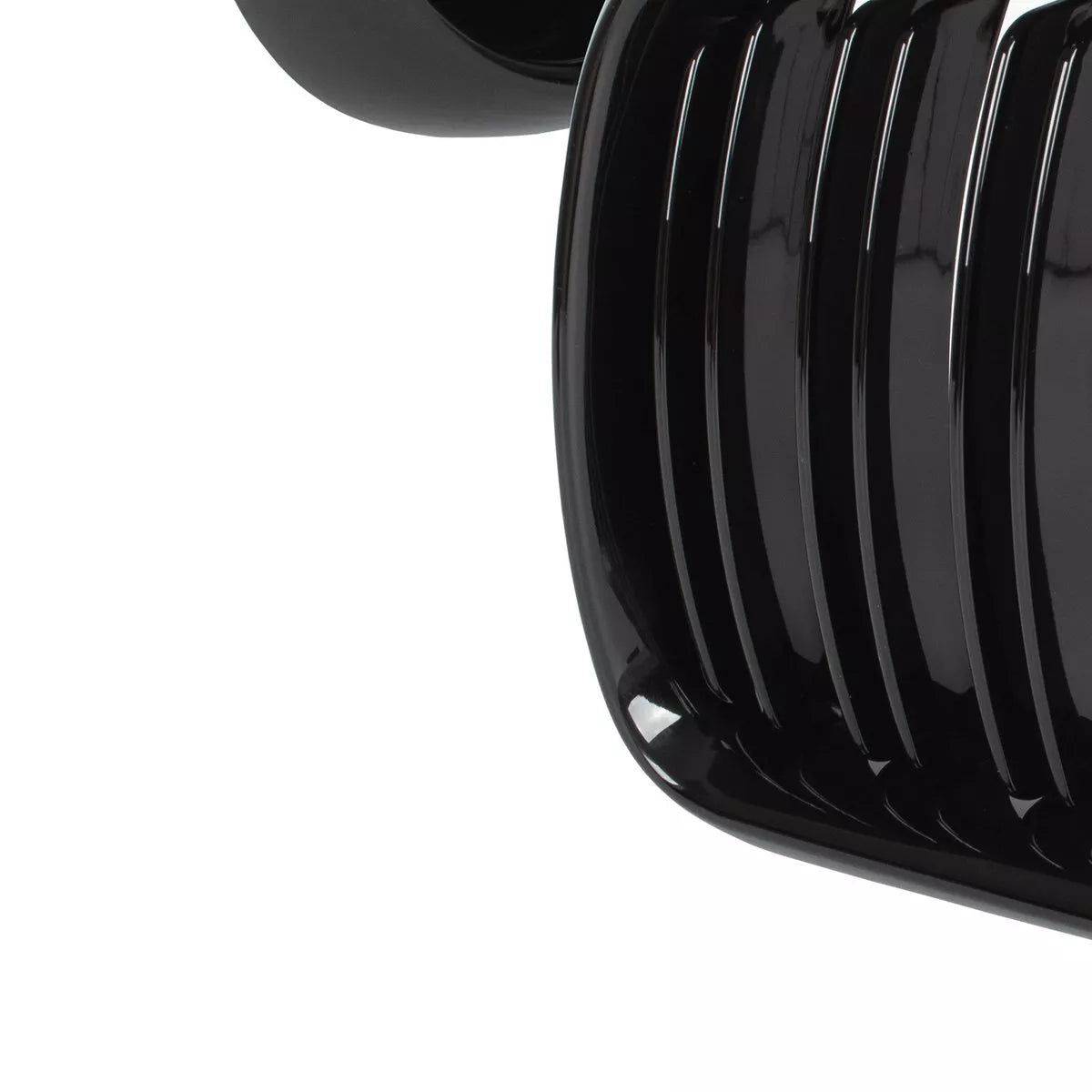 BMW 3 E36 96-00 grotelių tarp žibintų kairė ir dešinė komplektas JUODAS BLIZGIUS DVIGUBAS JUOSTELIS