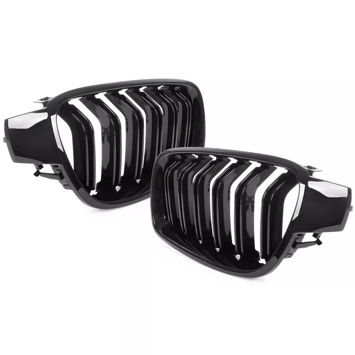 BMW 3 F30 / F31 11-15 SEDANAS / KOMBI grotelės tarp žibintų kairėje ir dešinėje komplekte JUODOS BLIZGIOS DVIGUBOS JUOSTO