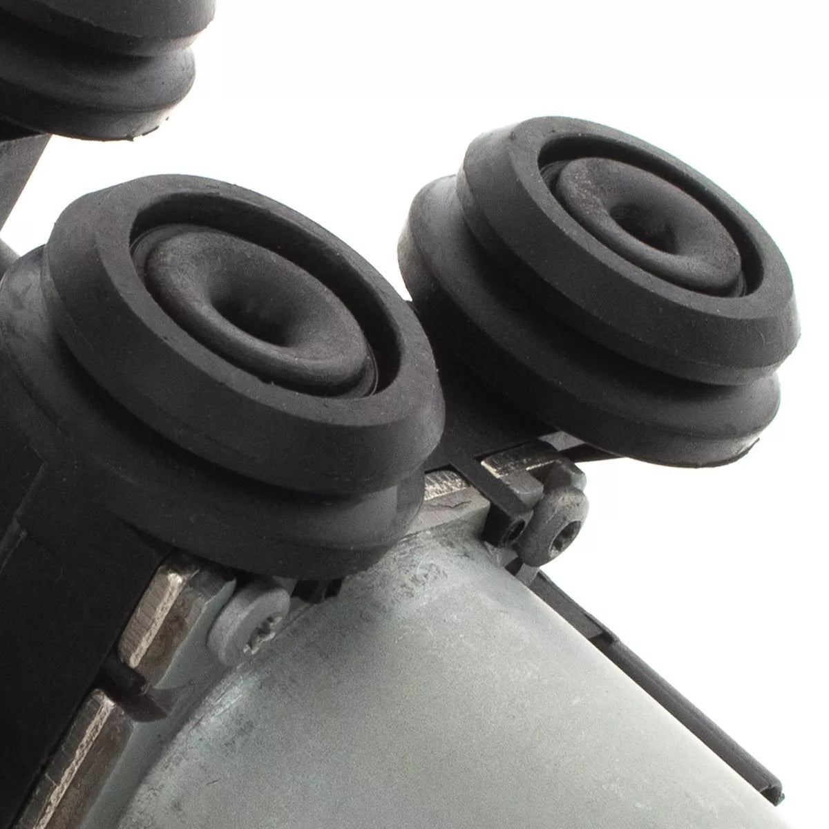 BMW 5 E39 95-04 vandens šildytuvo solenoidinis vožtuvas