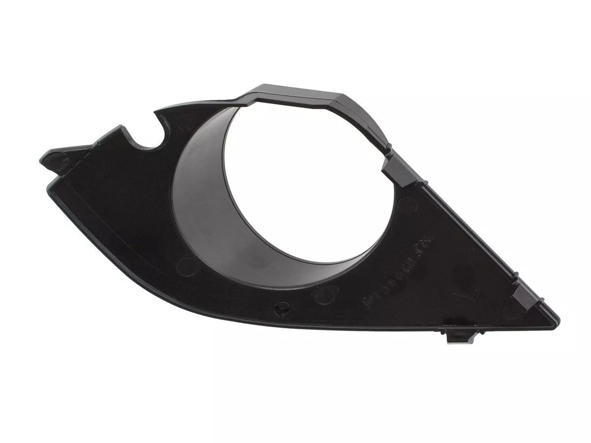 BMW 5 E60 E61 03-10 2 halogeninių žibintų rėmelių ir 2 buferio grotelių komplektas (4 vnt. komplektas)