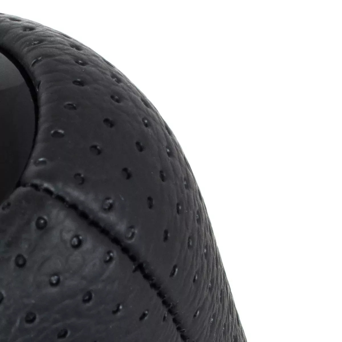 BMW E34 E36 E38 E39 E46 E60 E61 E87 E90 X3 X5 Pavarų perjungimo svirtis JUODA PERFORUOTA ODINĖ 5 GREIČIŲ