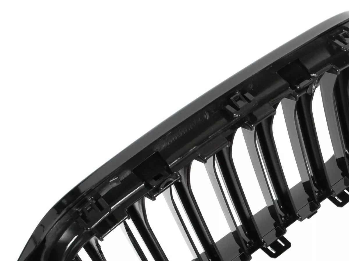 BMW X3 F25 14-17 grotelių tarp žibintų kairė ir dešinė komplektas JUODAS BLIZGIUS DVIGUBAS JUOSTELIS