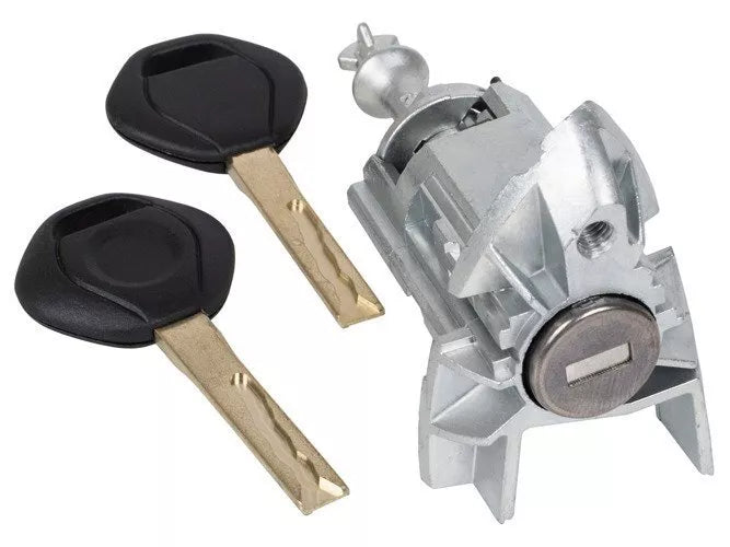 BMW X5 E53 99-06 priekinių kairių durų spynos įdėklas